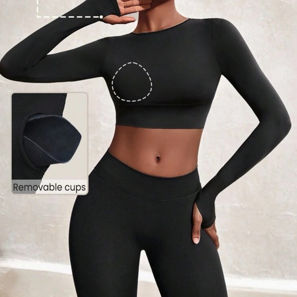 Athletic crop top crisscross Strappy back black sexy open back women’s NWT - Picture 4 of 5